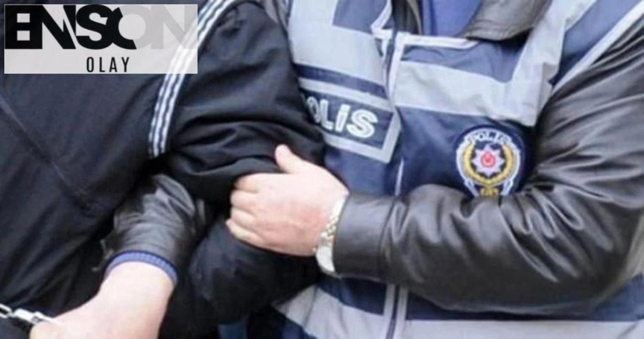 İzmir'de FETÖ Operasyonu: 20 Şüpheliden 3 Polis Tutuklandı, 17 Serbest Bırakıldı