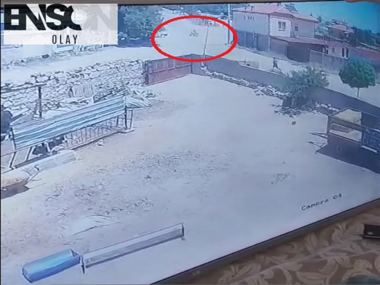 Niğde'de Tüfekli Saldırıda Ölüm ve Yaralanma! Şüpheli Konaklı'da Yakalandı. Güvenlik Kamerası Görüntüleri Ortaya Çıktı.