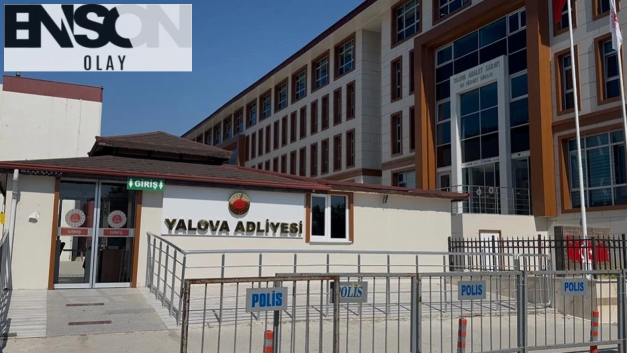 Yalova'da Akaryakıt İstasyonunda Cinayet: Arkadaşını Boğazından Bıçakladı!