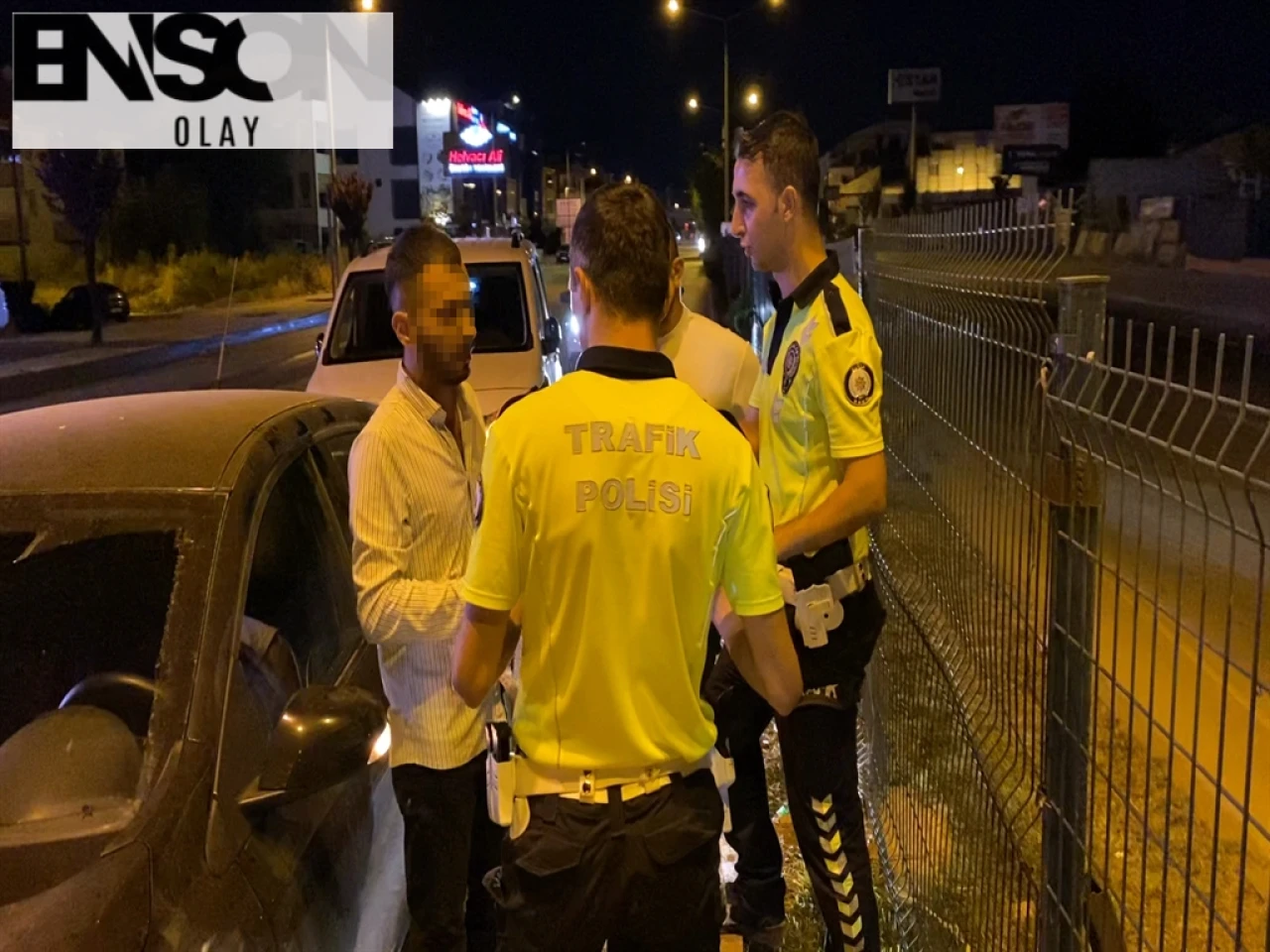 İnegöl'de Alkollü Sürücü Polislere Aracı Kullanmadığını İddia Etti, Gözaltına Alındı.
