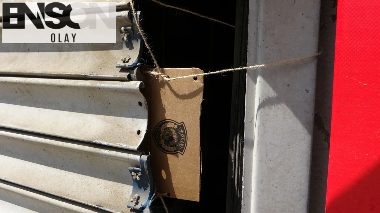 Mersin'deki Oto Yıkama İş Yerinde 3 Gencin Ölümü: Aracın İçinde Hareketsiz Bulundular.