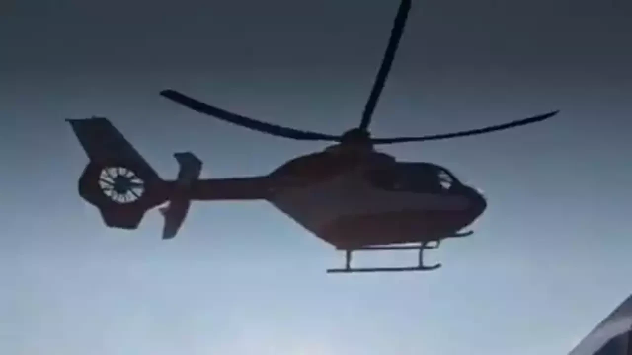 Van'da yaşlı hasta için helikopter ambulans havalandı