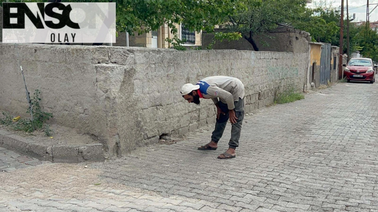 Suriyeli Motosiklet Sürücüsü Denetimden Kaçınca Polis Tarafından Yakalandı ve 23 Bin 11 TL Ceza Kesildi.