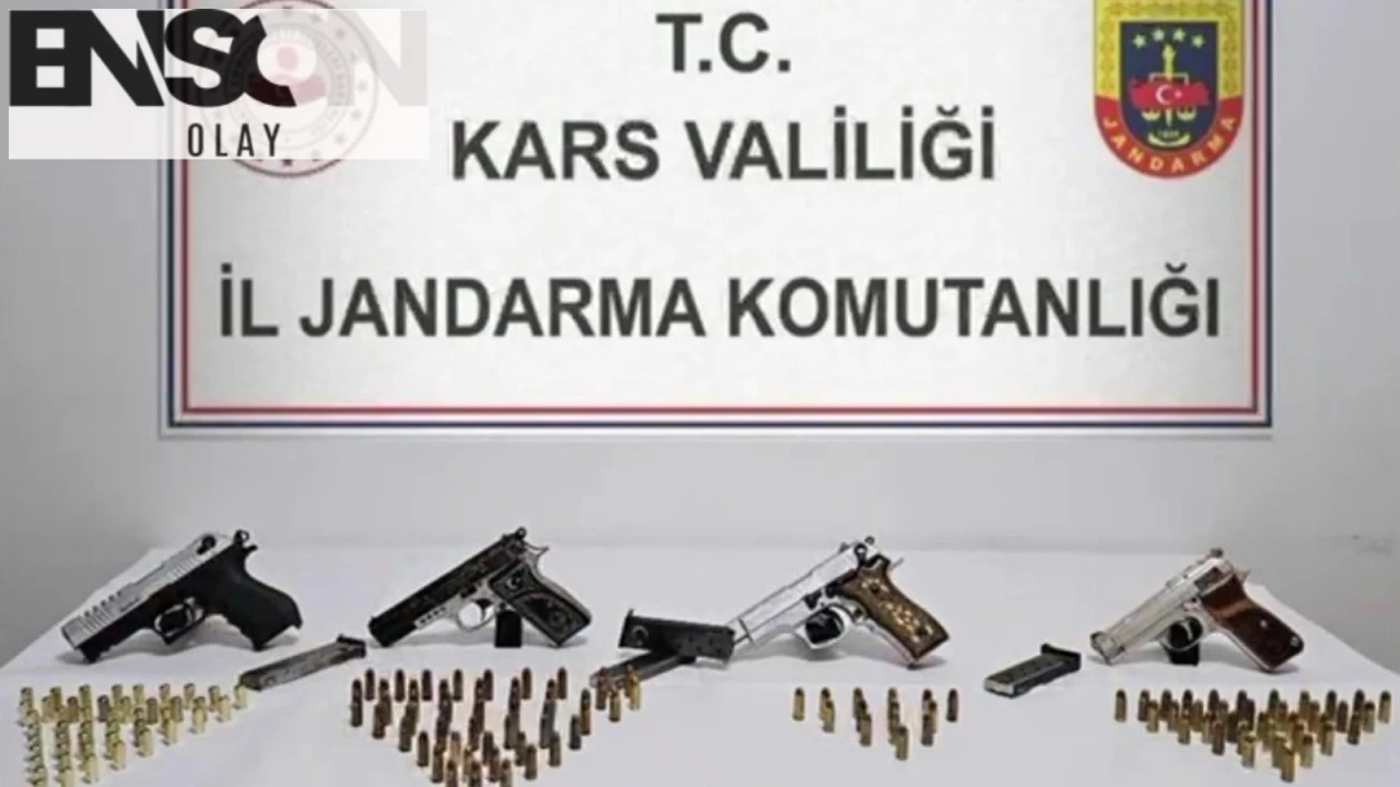 Kars'ta Yapılan Operasyonda Yasa Dışı Silah ve Mühimmat Ele Geçirildi, 4 Kişi Gözaltına Alındı