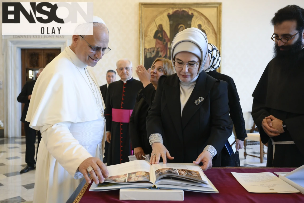 Emine Erdoğan, Papa ile Vatikan'da buluştu: "İnsanlık Dramı ve İklim Değişikliği Konuşuldu"