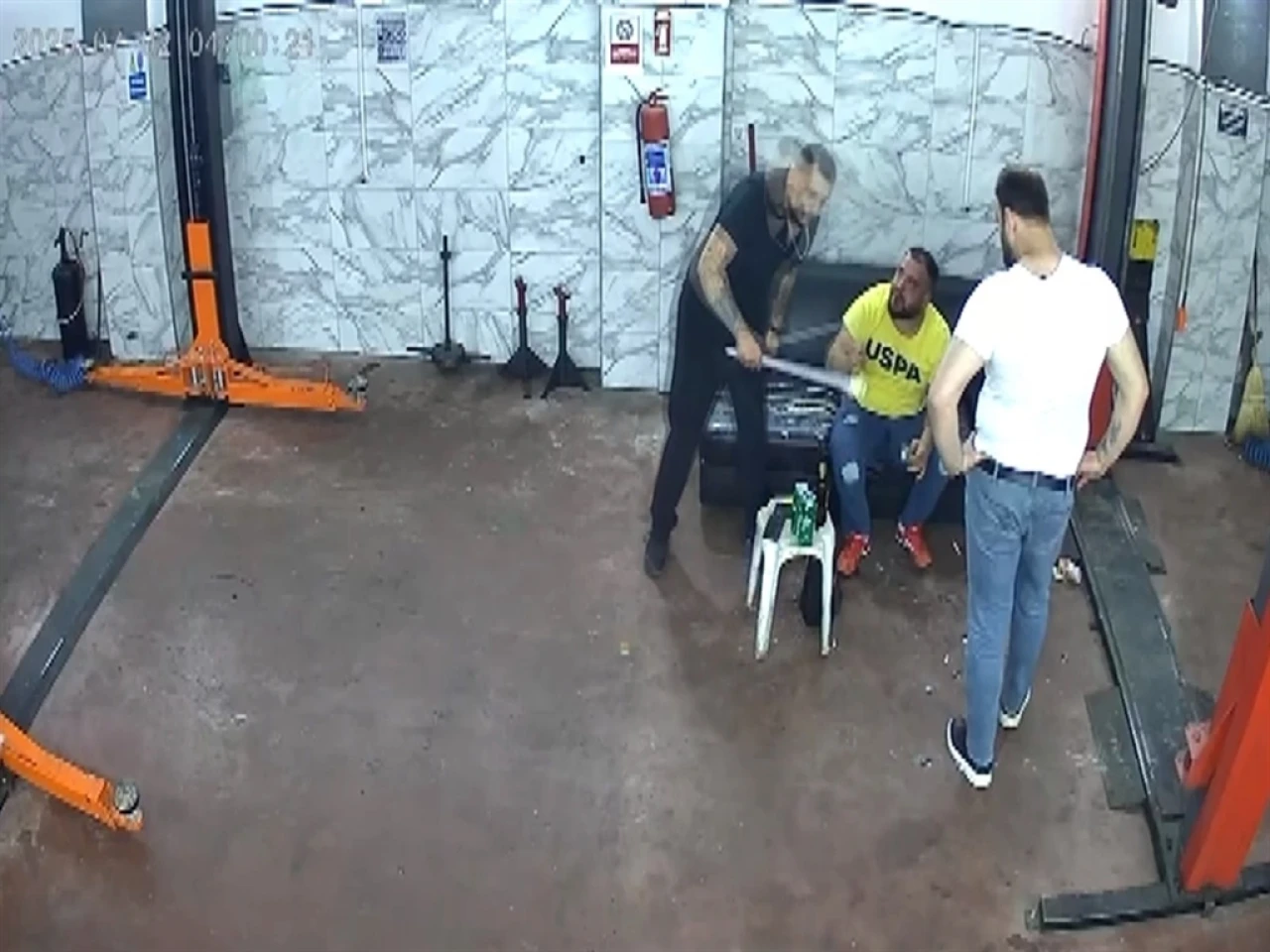 Sakarya'da Otomobil Tamirhanesinde Çıkan Kavga Sonucu İki Kişi Tutuklandı