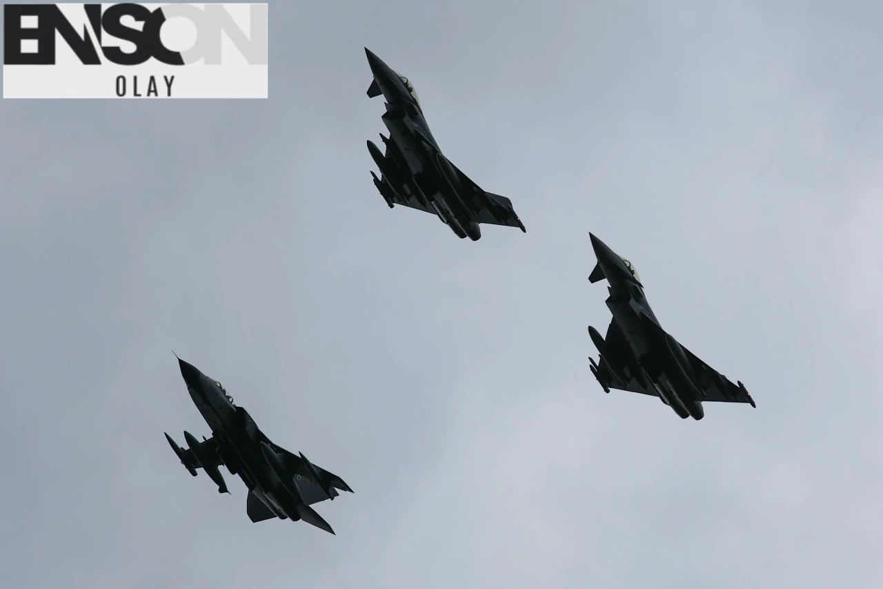 Almanya, Hava Savunmasını Güçlendiriyor: 20 Eurofighter ve 6.500 Zırhlı Araç Alacak