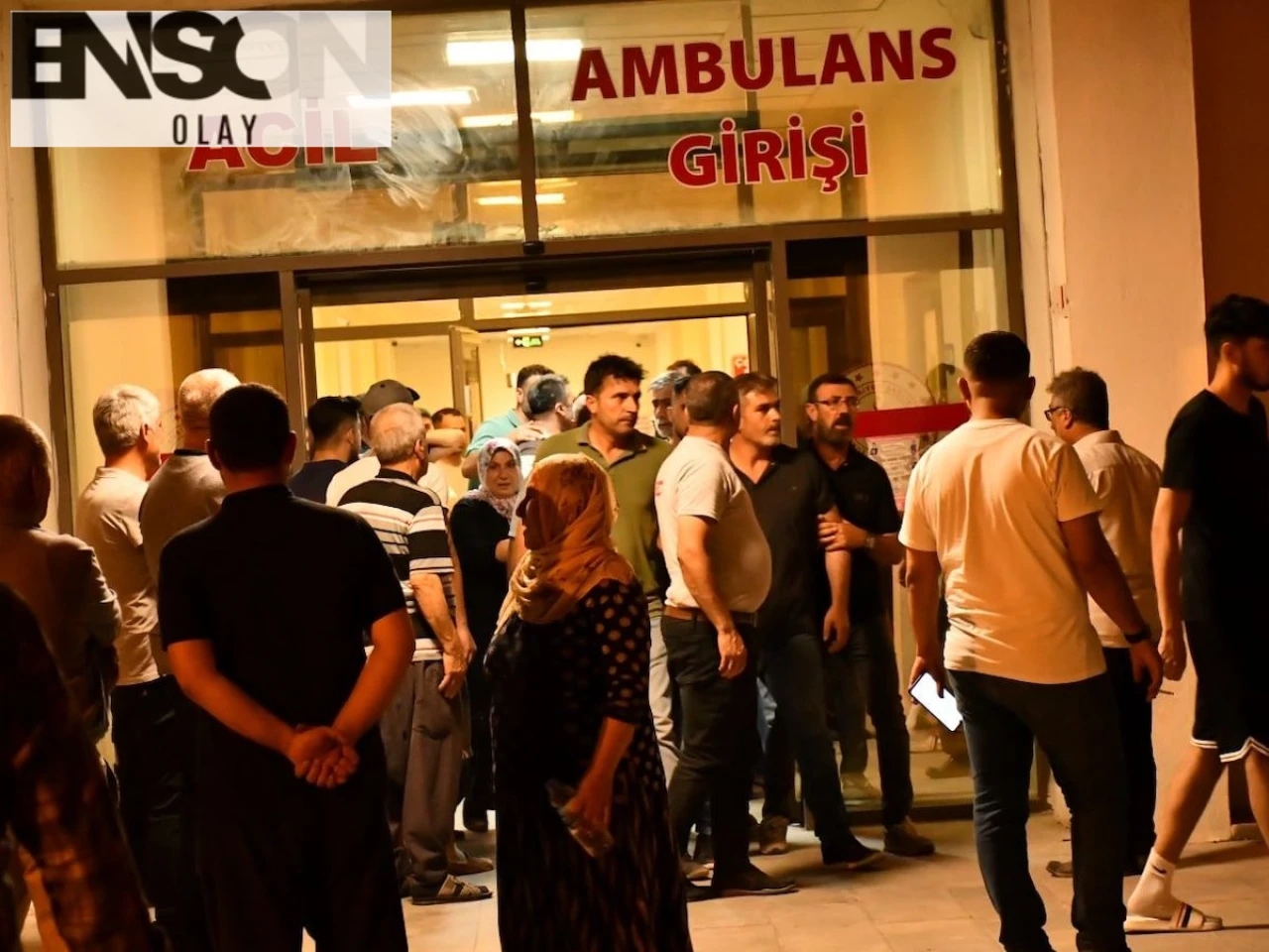 Adıyaman'ın Besni ilçesinde bıçaklı kavga: Bir ölü, 2 gözaltı.