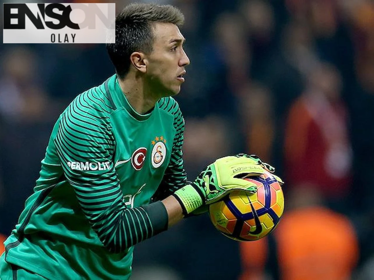 Galatasaray'da Kaptanlık Pazubandı Değişti: Mauro Icardi Takımın Lideri Olacak!