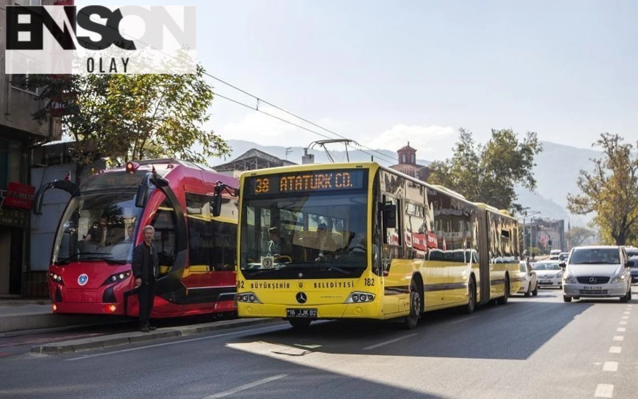 Bursa'da Toplu Ulaşıma Yapılan Zam Tartışması Büyüyor, İl Başkanı Fahiş Zam Oranlarını Eleştirdi