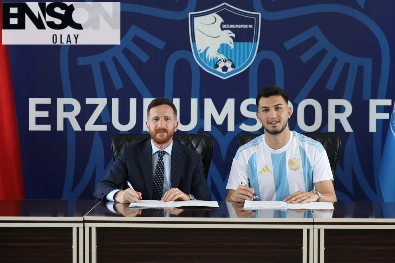 "Erzurumspor FK, Adem Eren Kabak'la 1 yıllık sözleşme imzaladı!"