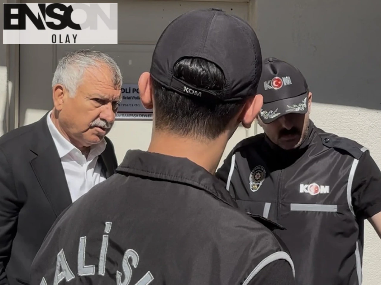 Adana Büyükşehir Belediye Başkanı Zeydan Karalar, İddialara Cevap Verdi: "Siyasi Soruşturma"