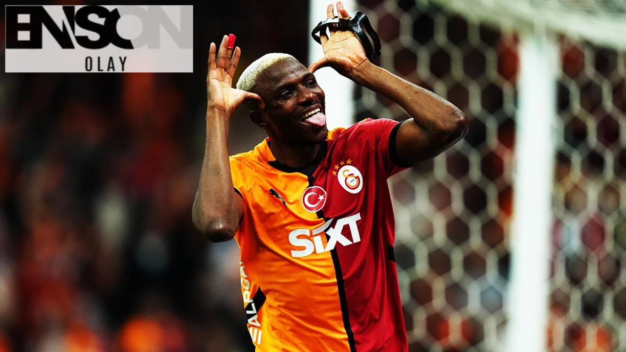 Galatasaray ve Napoli arasında Osimhen transfer görüşmelerinde taksit anlaşmazlığı yaşanıyor.