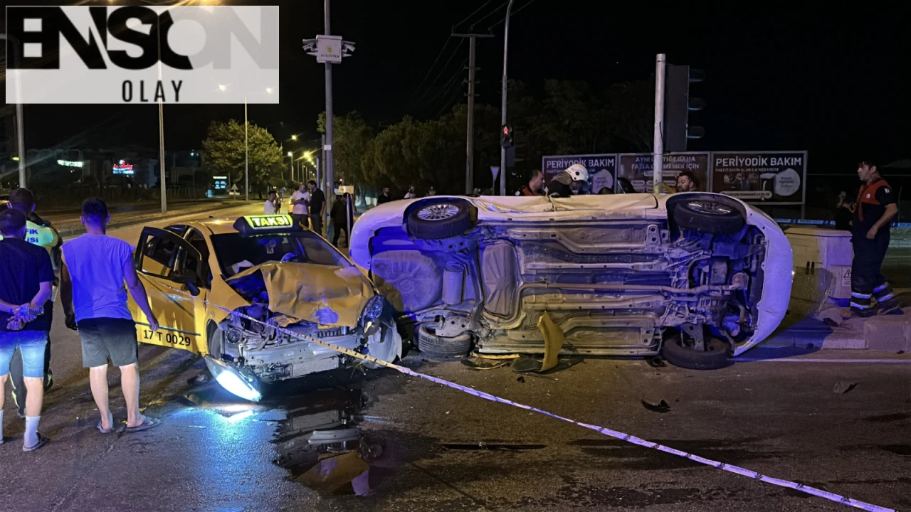 İsmetpaşa Mahallesinde Kavşakta Meydana Gelen Kaza Sonucu 8 Kişi Yaralandı