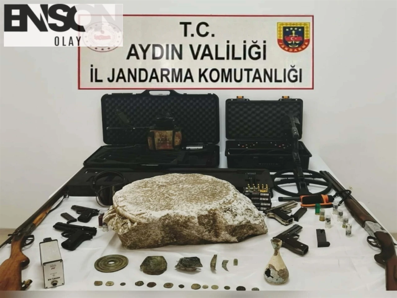 Söke'de Tarihi Eser Operasyonu: 5 Şüpheli Yakalandı ve Çeşitli Eserler Ele Geçirildi