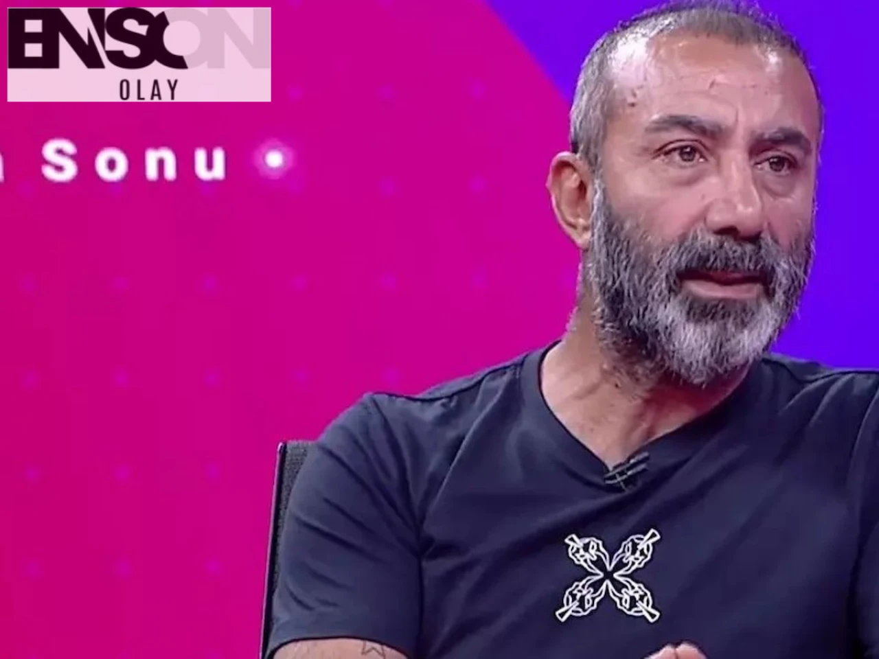 Eski "Çok Güzel Hareketler Bunlar" Oyuncusu Metin Yıldız, Türkiye'nin Yönetimini Eleştirdiği Canlı Yayında Yeniden Gündemde.