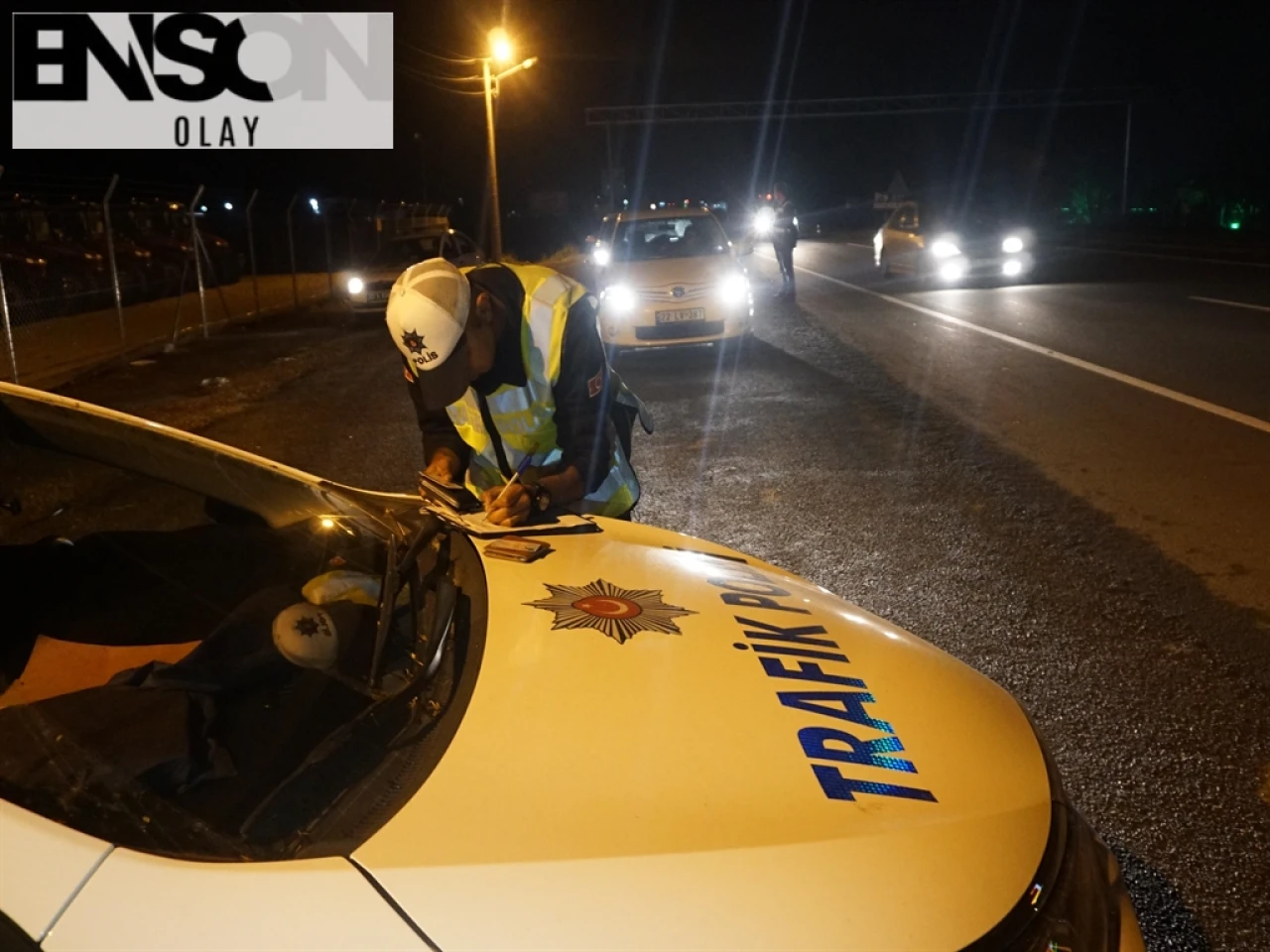 Uzunköprü'de 79 Sürücüye 348 Bin 569 Lira Ceza! Trafik Denetimlerinde Yapılan İşlemler Açıklandı