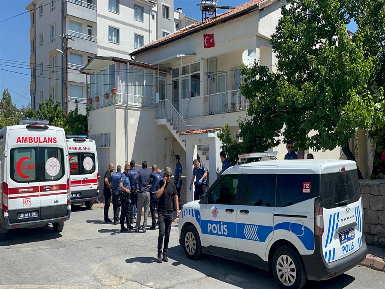 Kayseri'de Üvey Kızını Yaralayıp İntihar Eden Adamın Dramı!