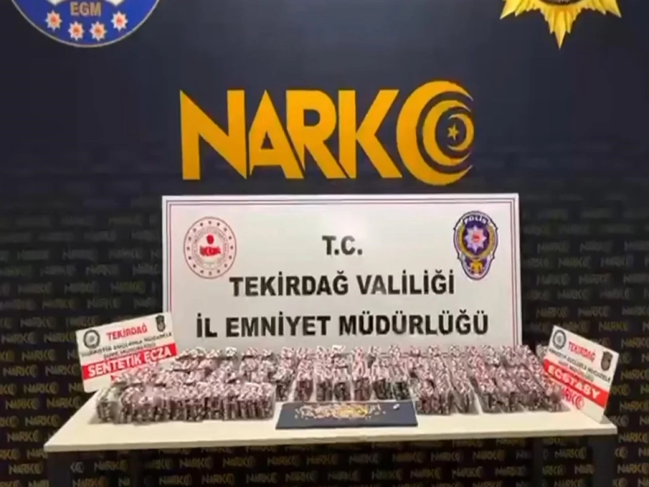 Tekirdağ'da Uyuşturucu Operasyonu: 900 Bin Lira Değerinde Hap Ele Geçirildi, 3 Şüpheli Tutuklandı
