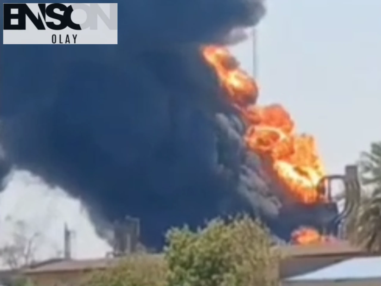 İran'ın Abadan Rafinerisi'nde Çıkan Yangın Kontrol Altında!