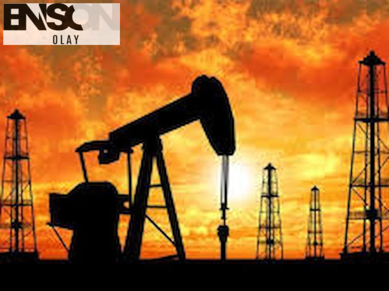 Petrol fiyatları OPEC+'nın artışına direniyor, arz fazlası azalıyor.