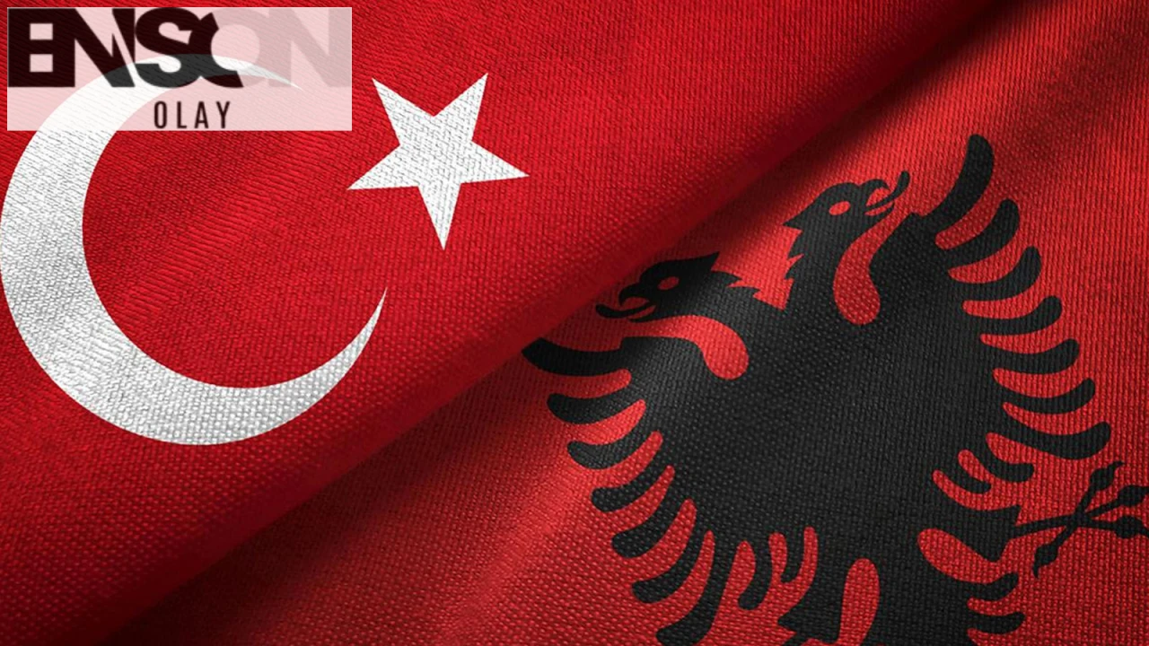 IDEF 2025 Fuarı'nda Türkiye ve Arnavutluk arasında imzalanan önemli anlaşma için tören düzenlendi.