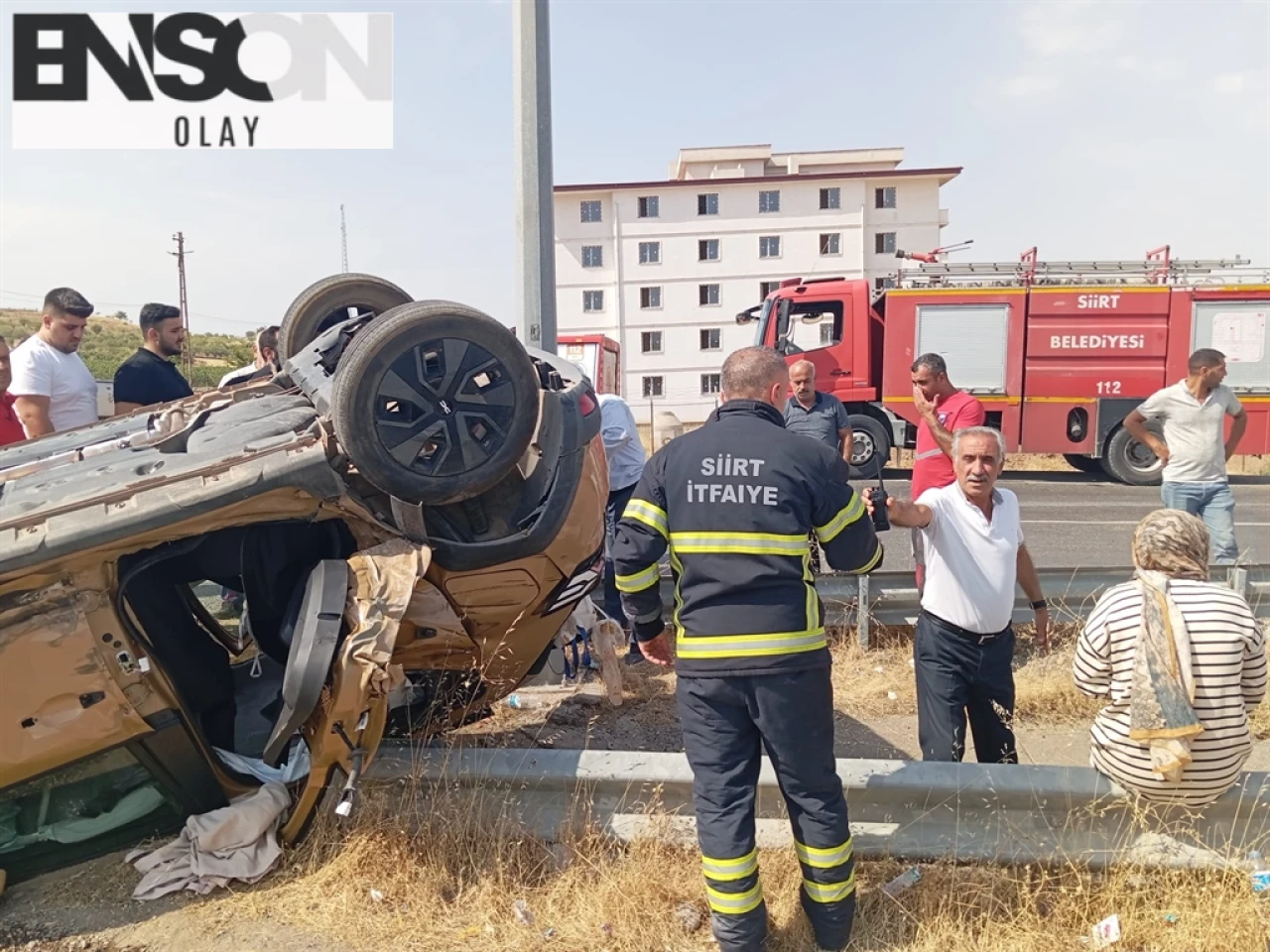 Siirt'te Otomobil ile Kamyonet Çarpıştı: 3 Yaralı Kurtarıldı