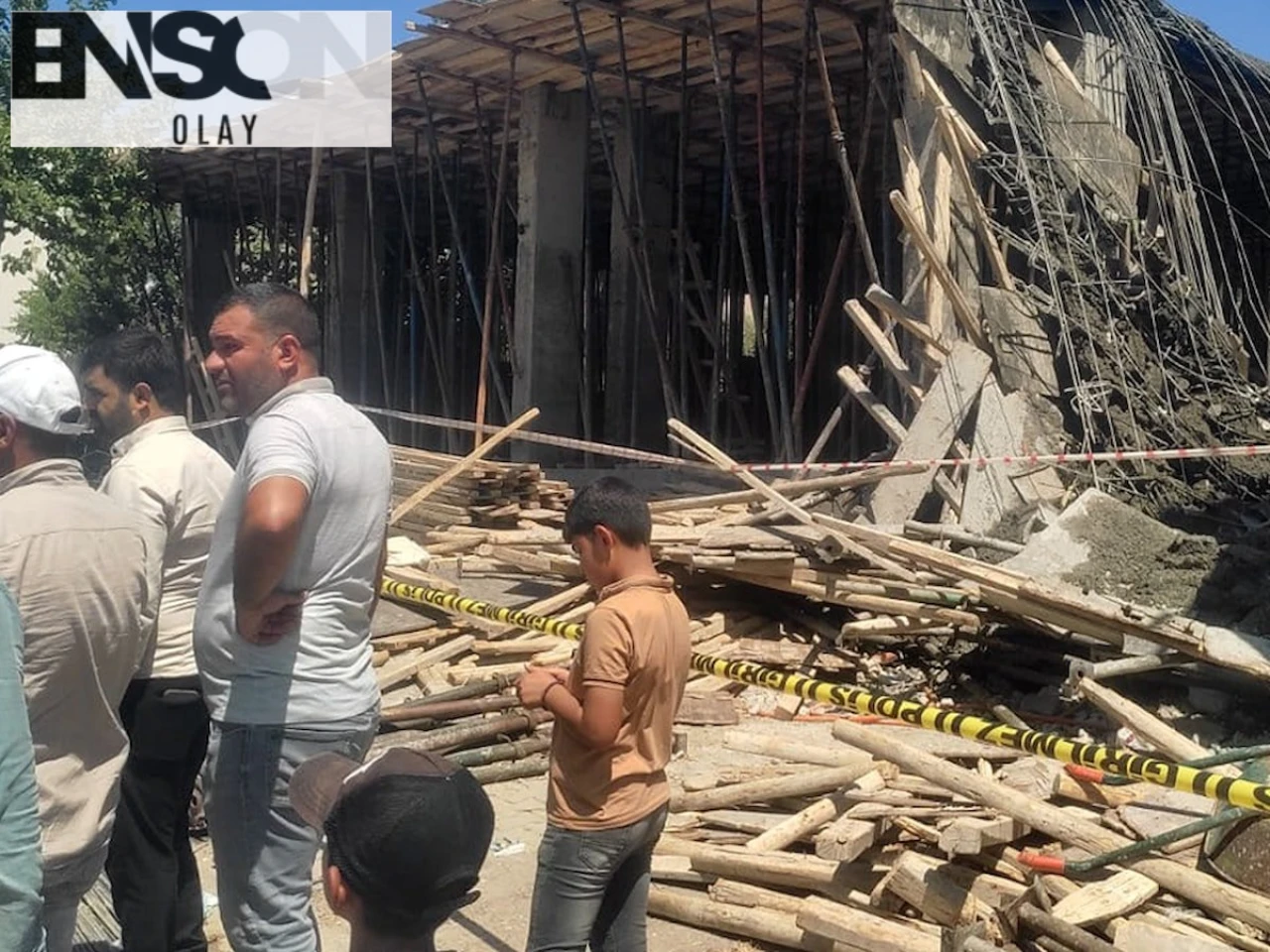 Beton Dökümünde Çökme: 7 İşçi Yaralandı!