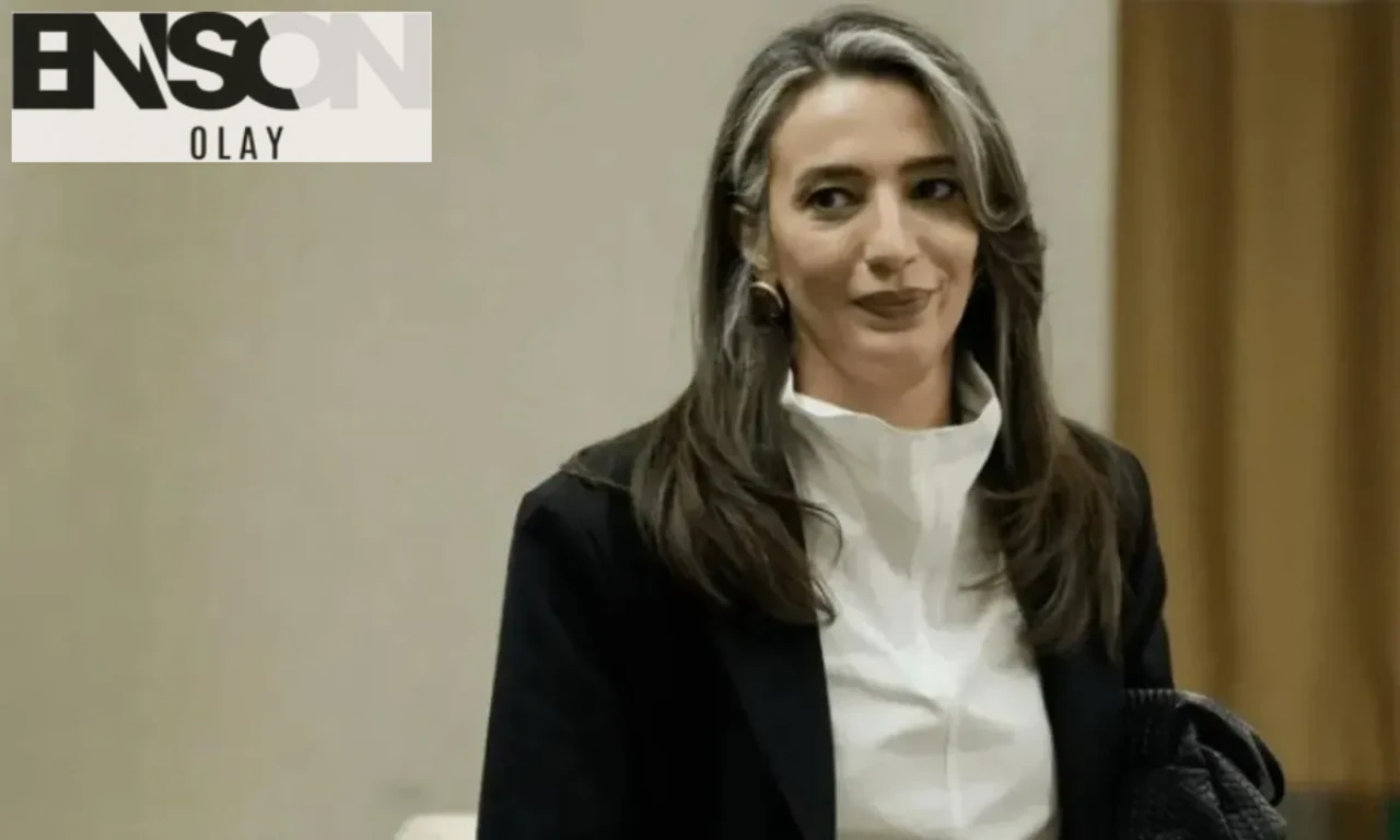 "Nihal Yalçın'ın Tatil Pozi Gündemi Salladı! Kimdir Bu Ünlü Oyuncu?"