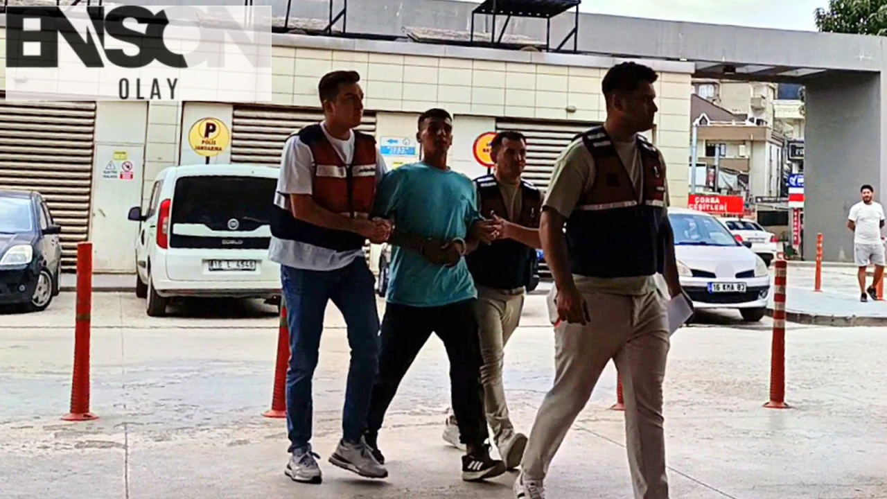 İnegöl'de Otomobil Hırsızları Kamerada! Jandarma Ekipleri Şüpheliyi Akhisar'da Yakaladı. Mahkemede Tutuklandı.