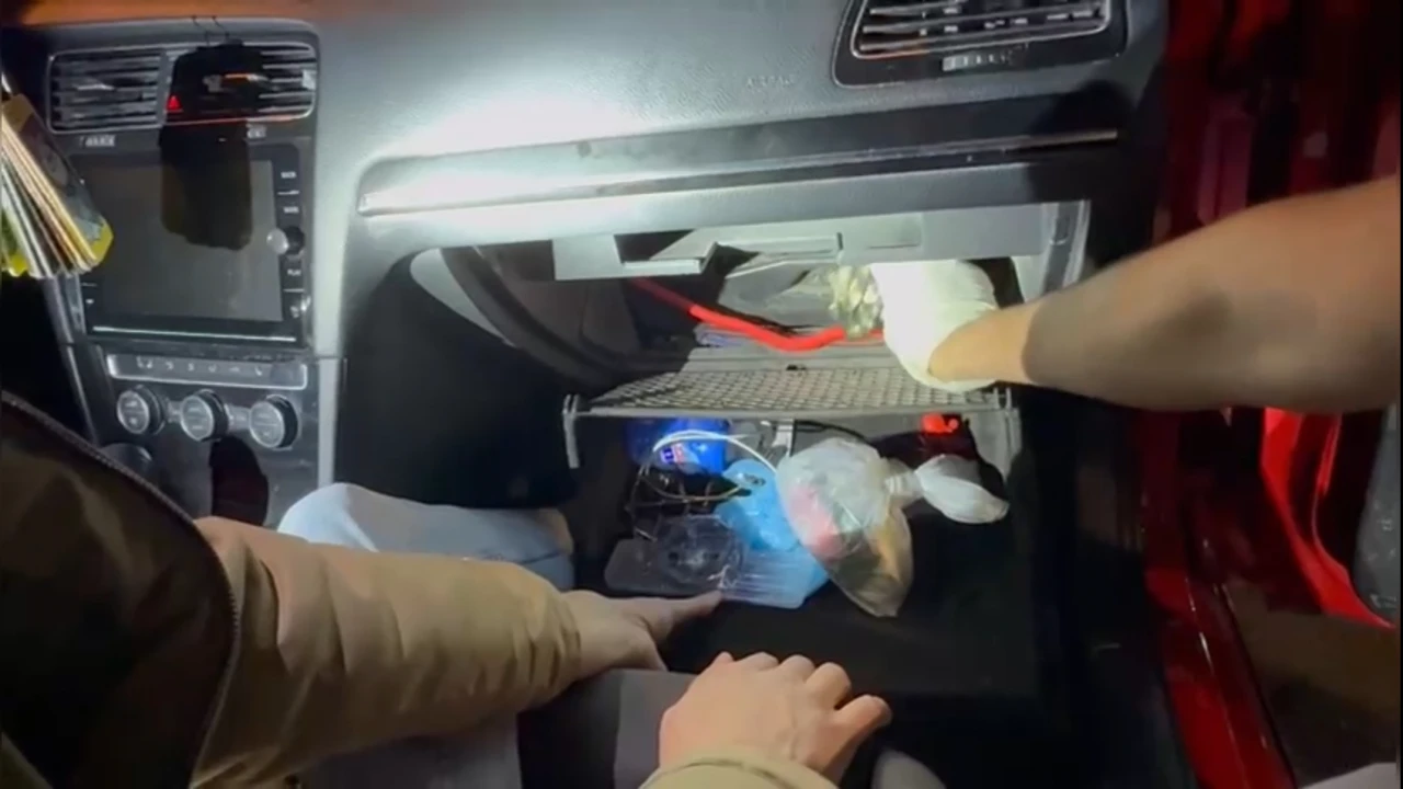 Etiler'de Kokain Operasyonu: Polis Dükkanı Baskınla Bastı, 3 Şüpheliden 2'si Tutuklandı.