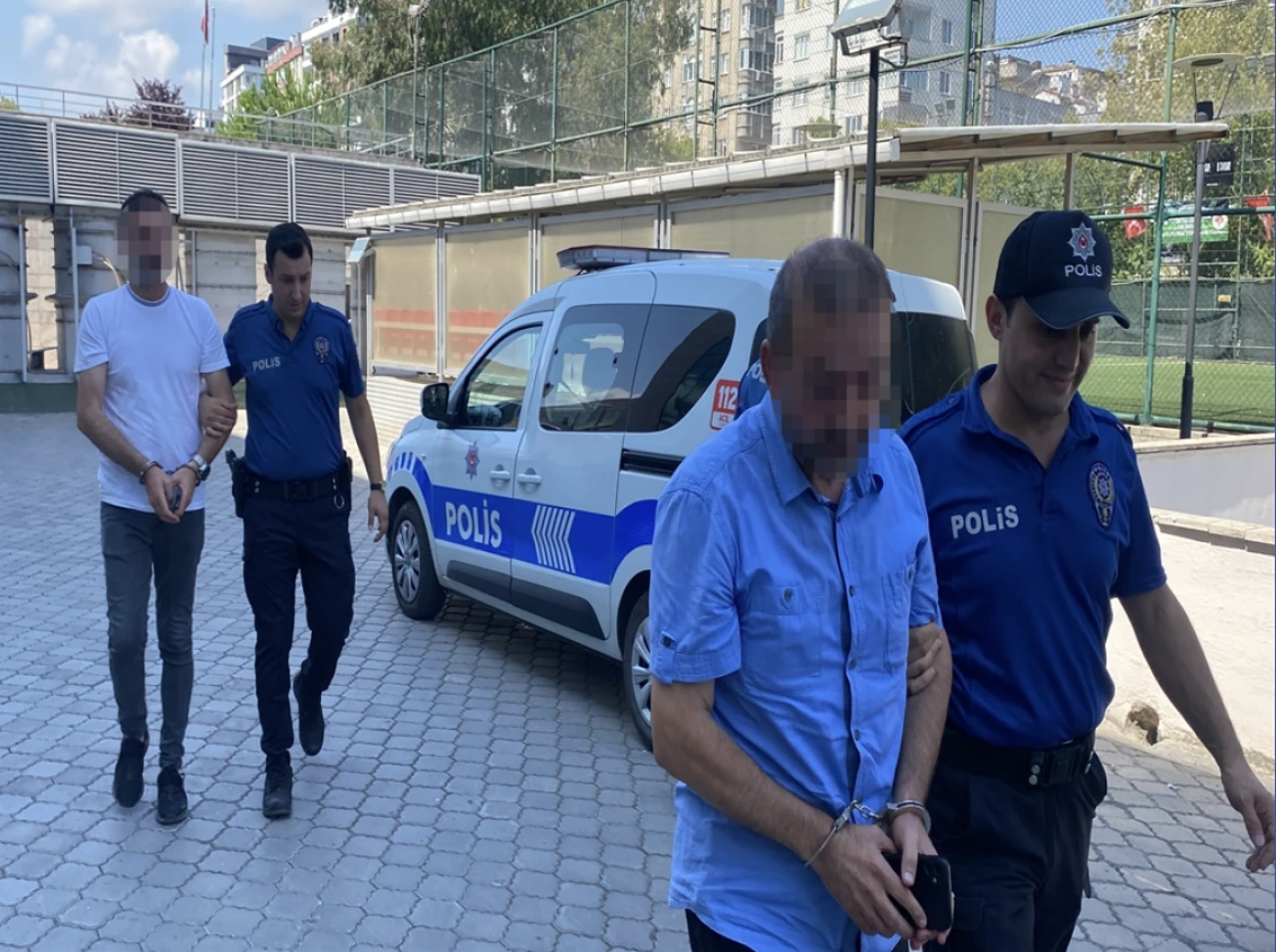 Atakum'da İçki İçip Havaya Ateş Açan 2 Muhtar Gözaltında