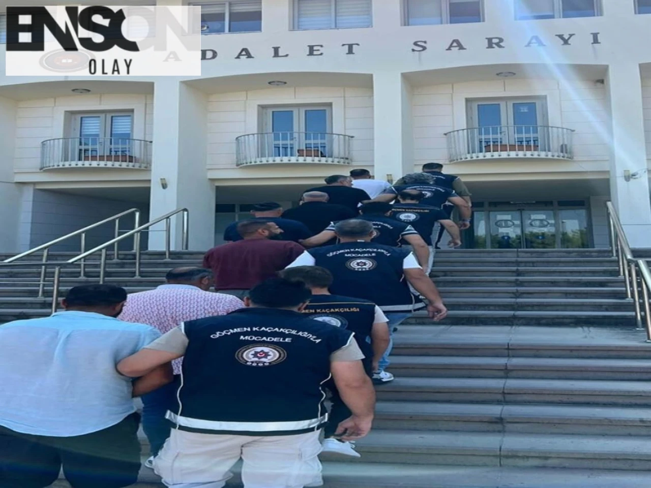 Muğla Bodrum'da Yunan Adalarına Kaçış Hazırlığındaki 23 Kaçak Göçmenle Yakalanan 7 Şüpheli Tutuklandı