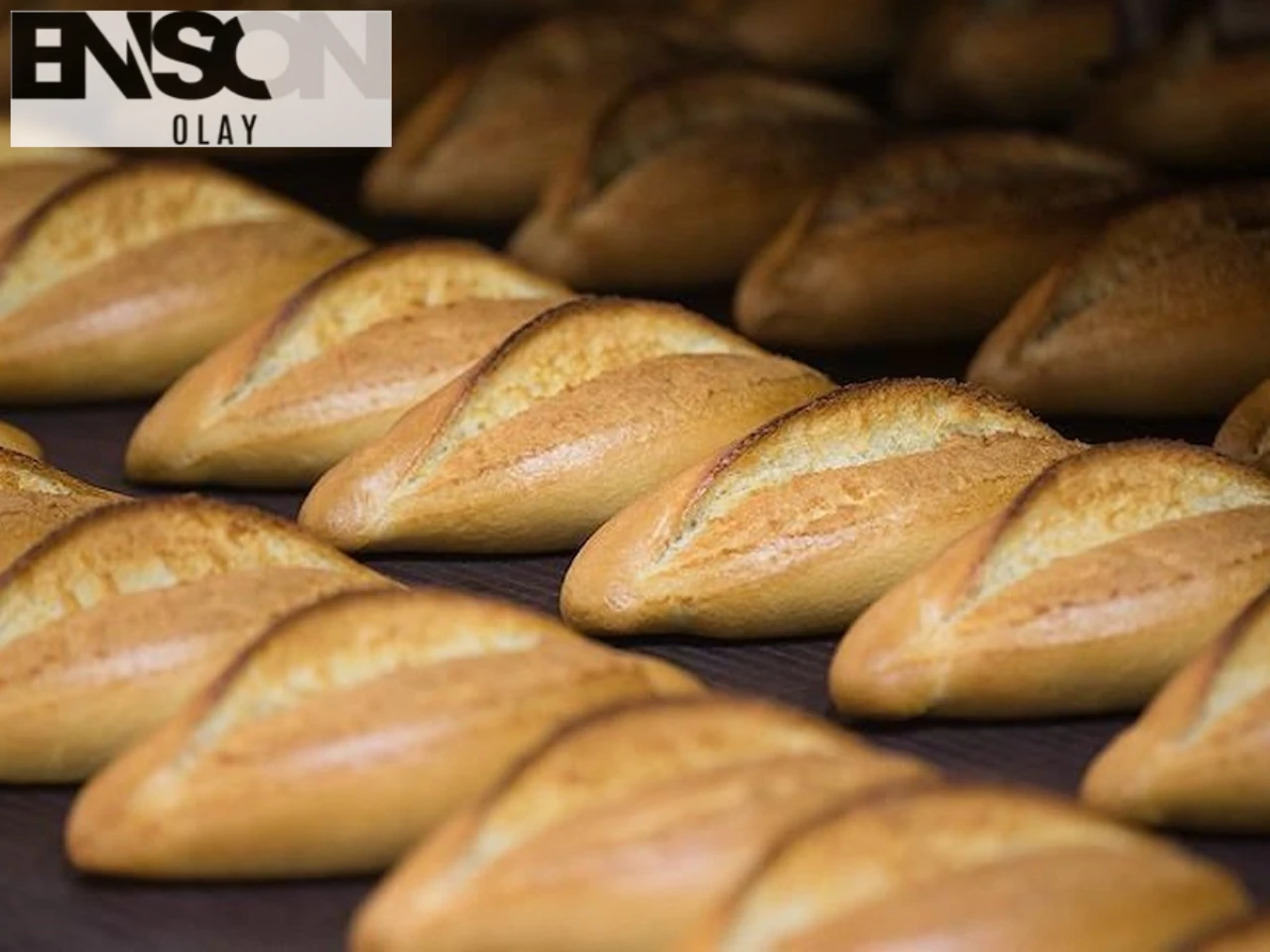 Aksaray'da Ekmek Fiyatlarına Zam! 200 Gram Ekmeğin Fiyatı 7 Ağustos'tan İtibaren 12 Liraya Yükseldi.