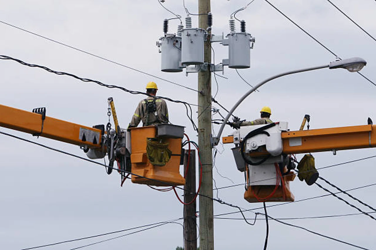 Uşakl Merkez 'da 07 Ağustos elektrik kesintisi olan ilçeler. Elektrik kesintisi olan ilçelerin tam listesi