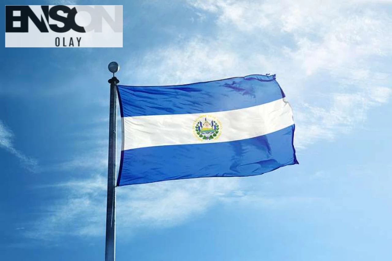 El Salvador'da Devlet Başkanına Sınırsız Yeniden Seçilme Hakkı Veren Anayasa Değişikliği Kabul Edildi