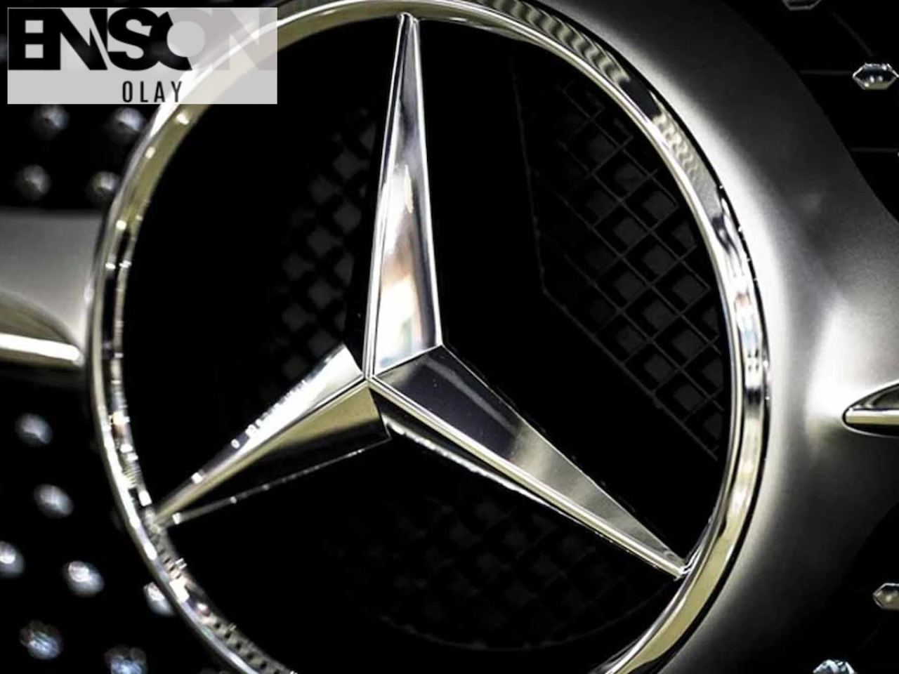 Mercedes-Benz, IAA'da Yeni Elektrikli GLC Modelini Tanıtacak ve Klasik Panjur Tasarımını Fütüristik Bir Dokunuşla Yeniden Tanımlayacak.