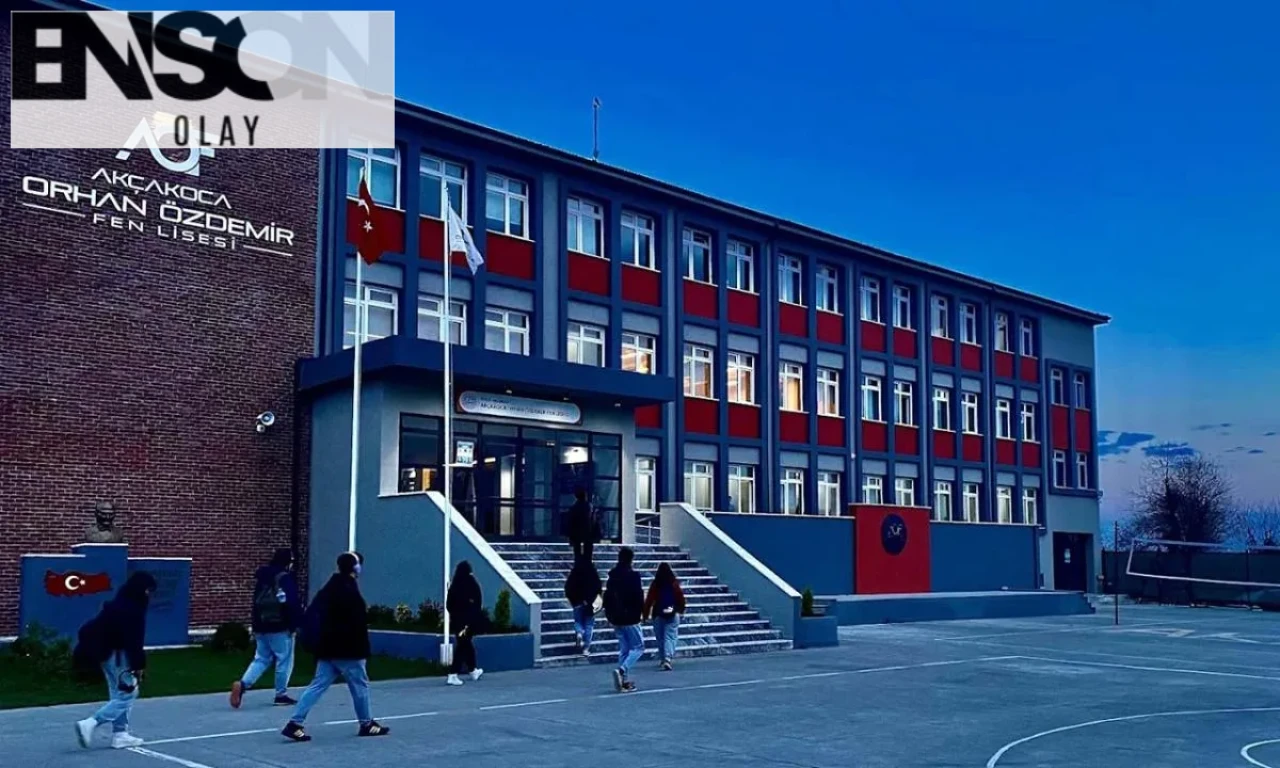 2025 Düzce LGS Tercih Süreci: Liselerin Taban Puanları ve Boş Kontenjanlar Açıklandı! Nakil Başvuruları İçin Tarihler Belli!