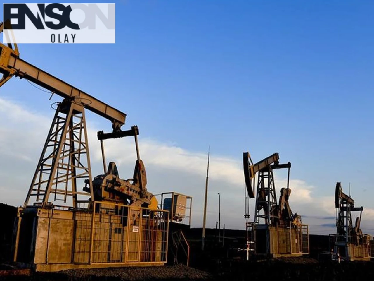 Petrol Sondaj Kulesi Sayısı Azaldı, Brent ve WTI Petrol Fiyatları Düştü.