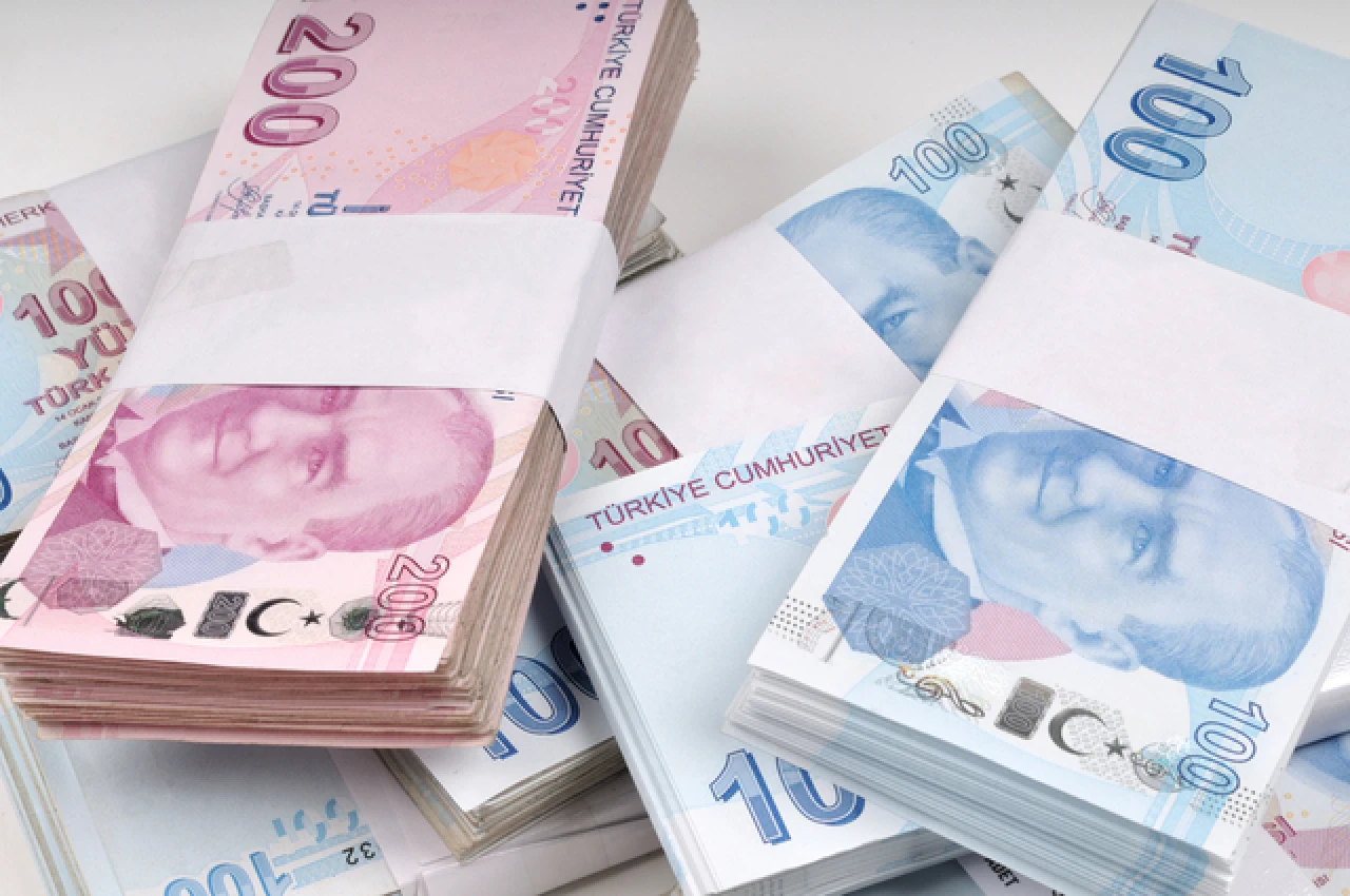Faizsiz kredi veren bankaların güncel listesi ile hangi banka ne kadar veriyor?