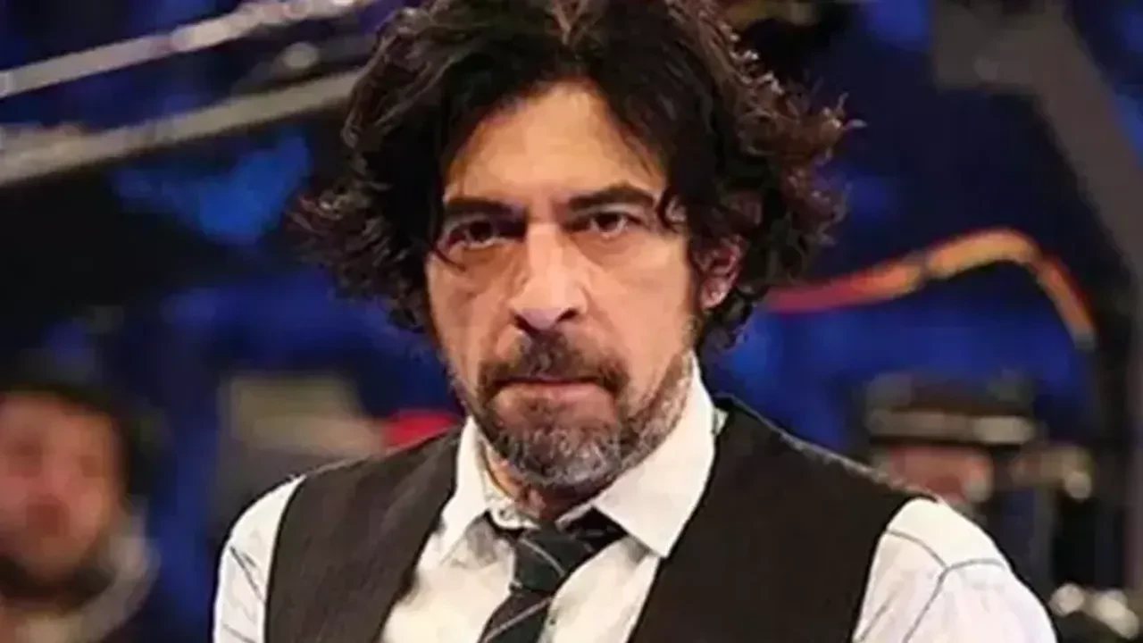 Okan Bayülgen: Televizyonun Entelektüel Yüzü