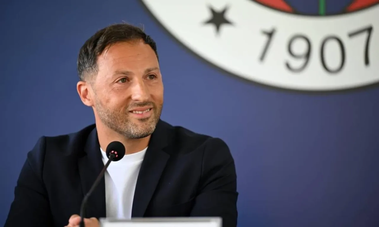 Domenico Tedesco'nun görevine son verilmesi halinde alacağı tazminat miktarı merak konusu!