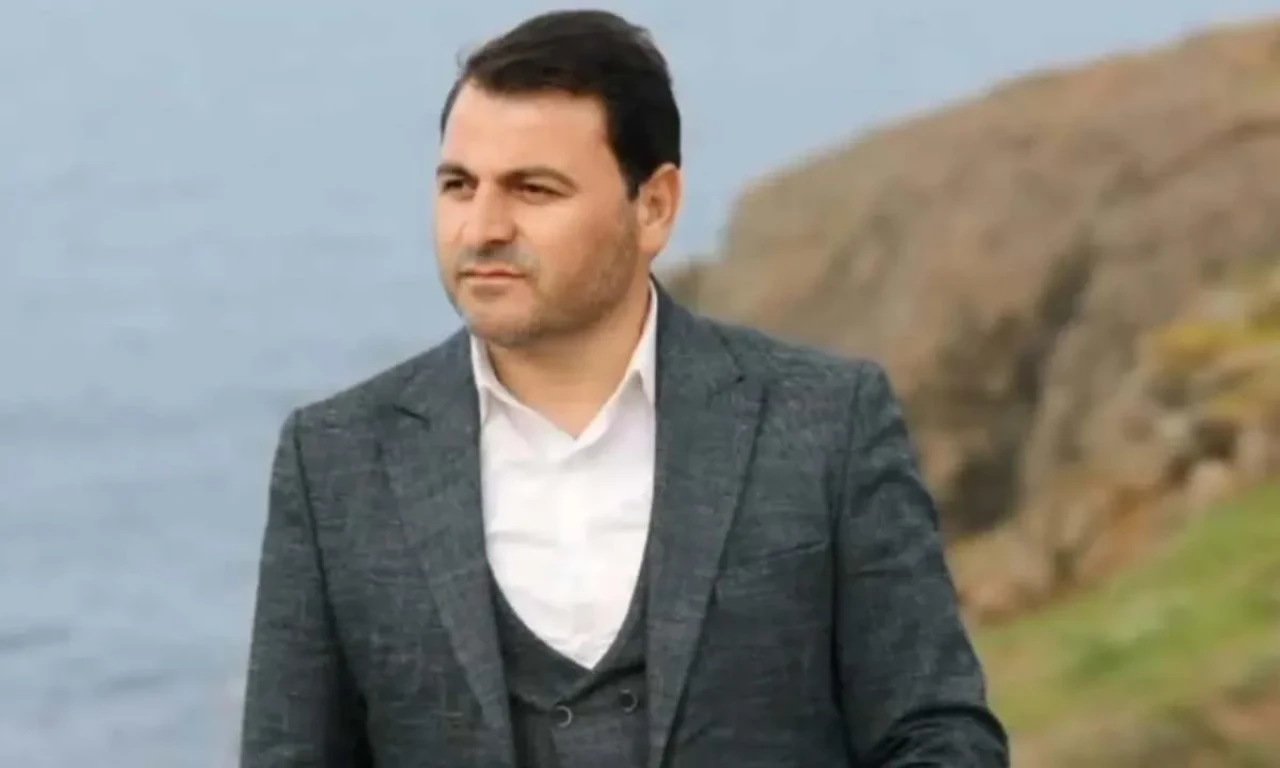 Ünlü Türkücü Yasin Yeşil'in ölümüyle ilgili detaylar gizemini koruyor. Peki, Yasin Yeşil neden ve nasıl öldü?
