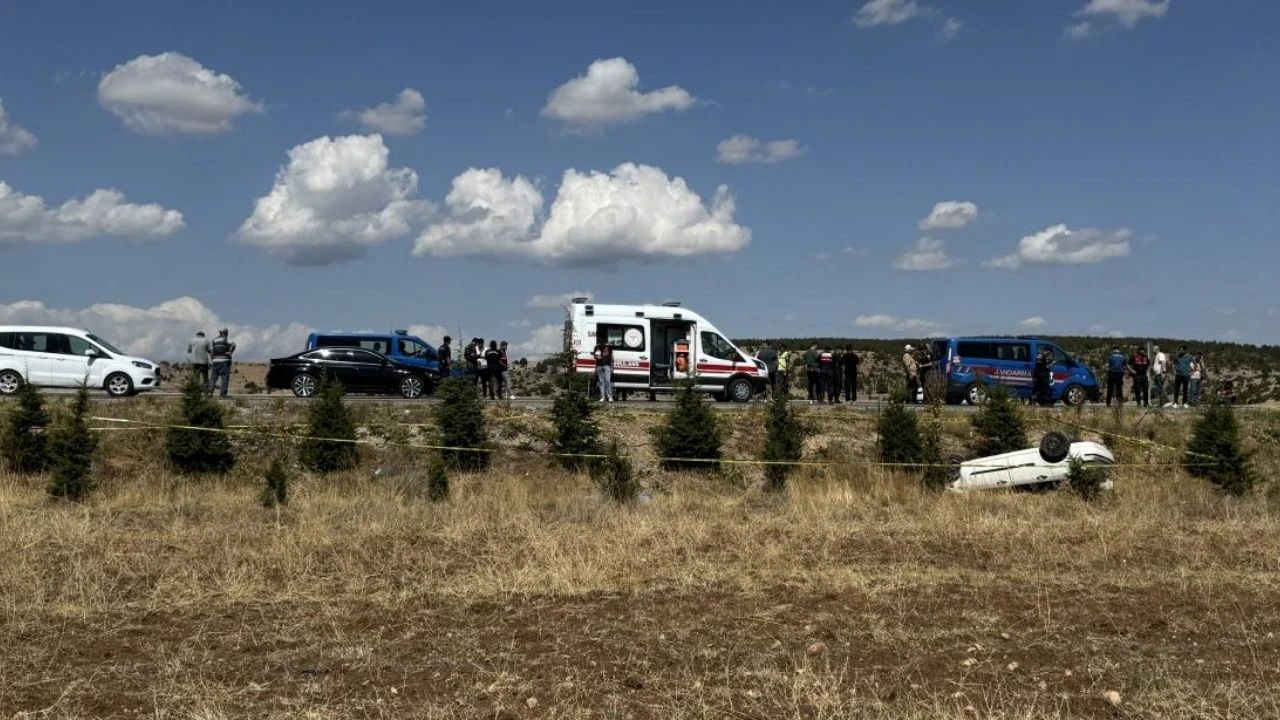 Kütahya'da yol kontrolü sırasında meydana gelen kazada bir jandarma şehit oldu