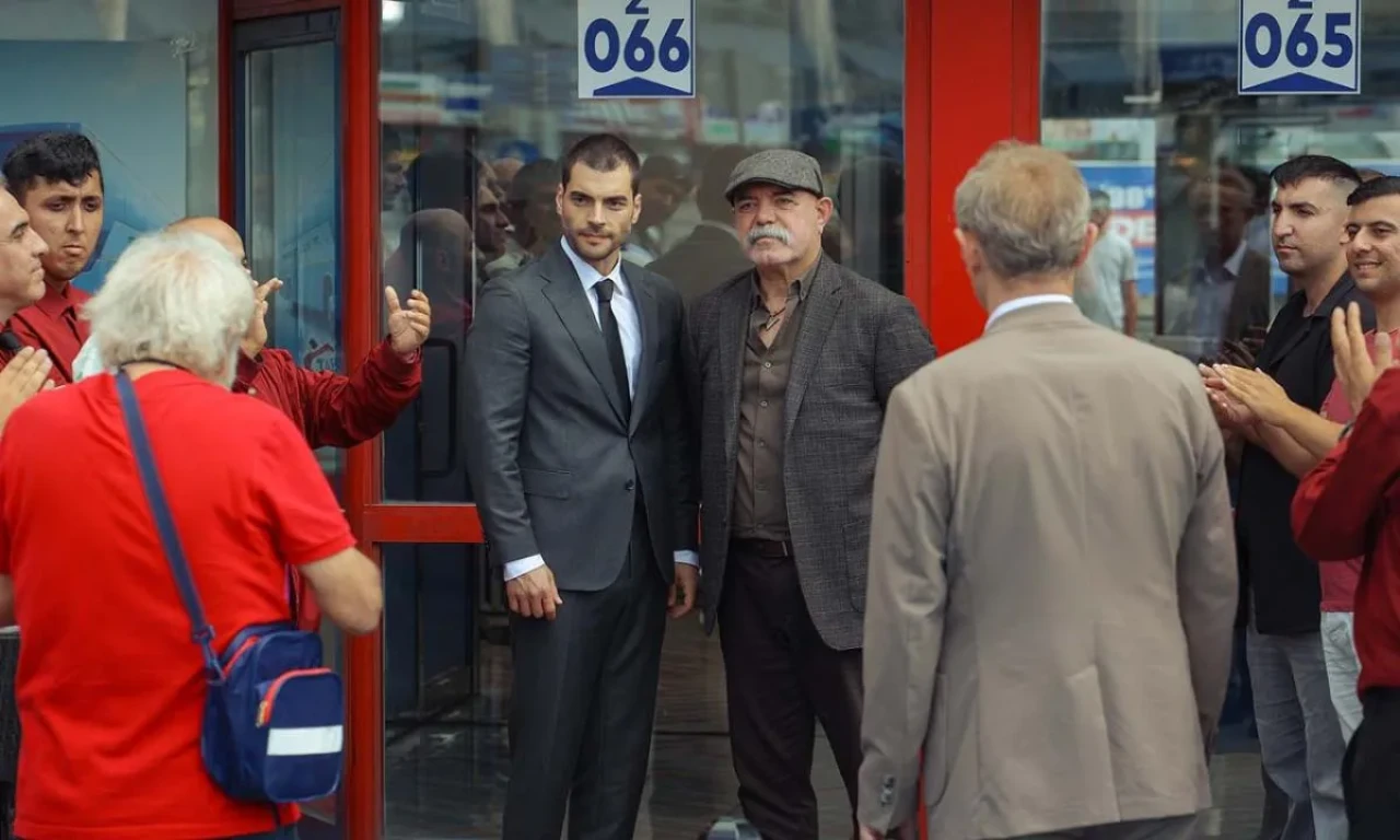 Veliaht dizisinin merakla beklenen 3. bölümü heyecanla bekleniyor!
