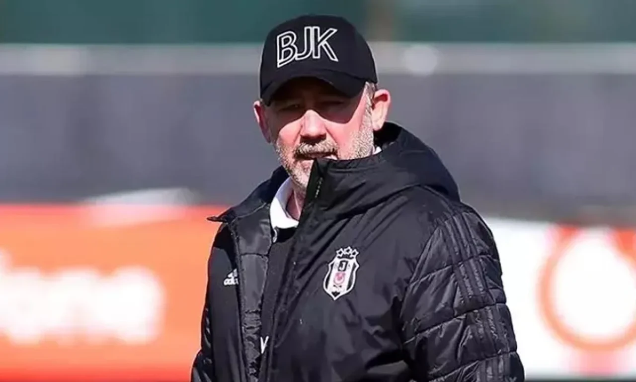 Beşiktaş’ta alarm! Kayseri maçı öncesi kara bulutlar: Deplasmanda oyuncu krizi!