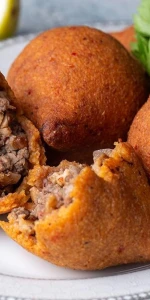 Usta Ellerden İçli Köfte Tarifi! Lezzetin Sırrı İrmikte Saklı