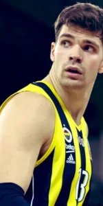 Bosna-Hersek asıllı genç basketbolcu Tarık Biberovic hakkında merak edilenler!