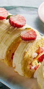 Ev yapımı pastane kalitesinde muhteşem bir lezzet: Pürüzsüz ve katlamayan rulo pasta tarifi!