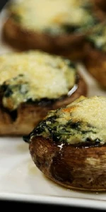 Lezzet şölenine davet: Fırında tereyağlı ve sarımsaklı mantar dolması tarifi!